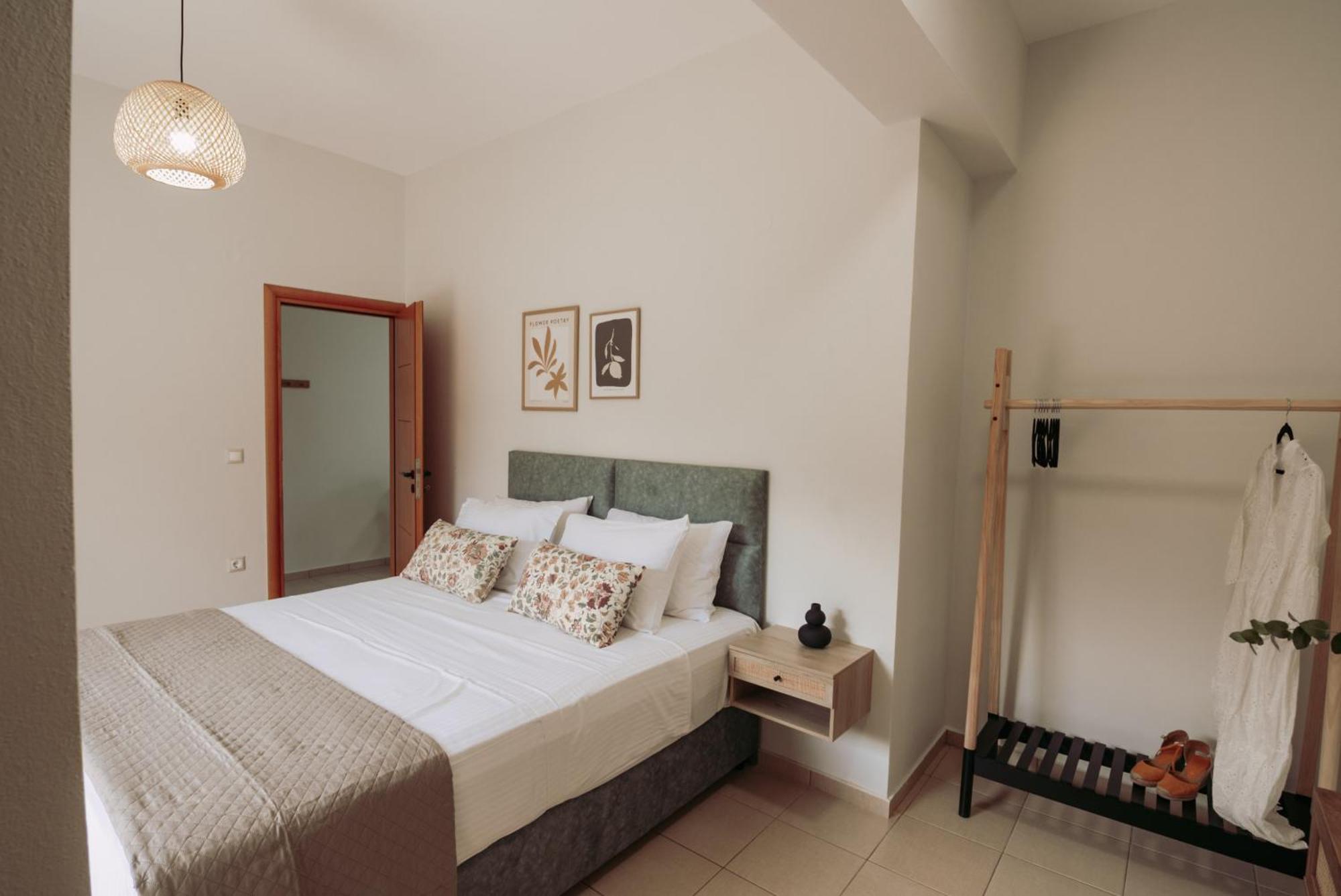 Summer Blue Apartments Chania Chania  Bagian luar foto